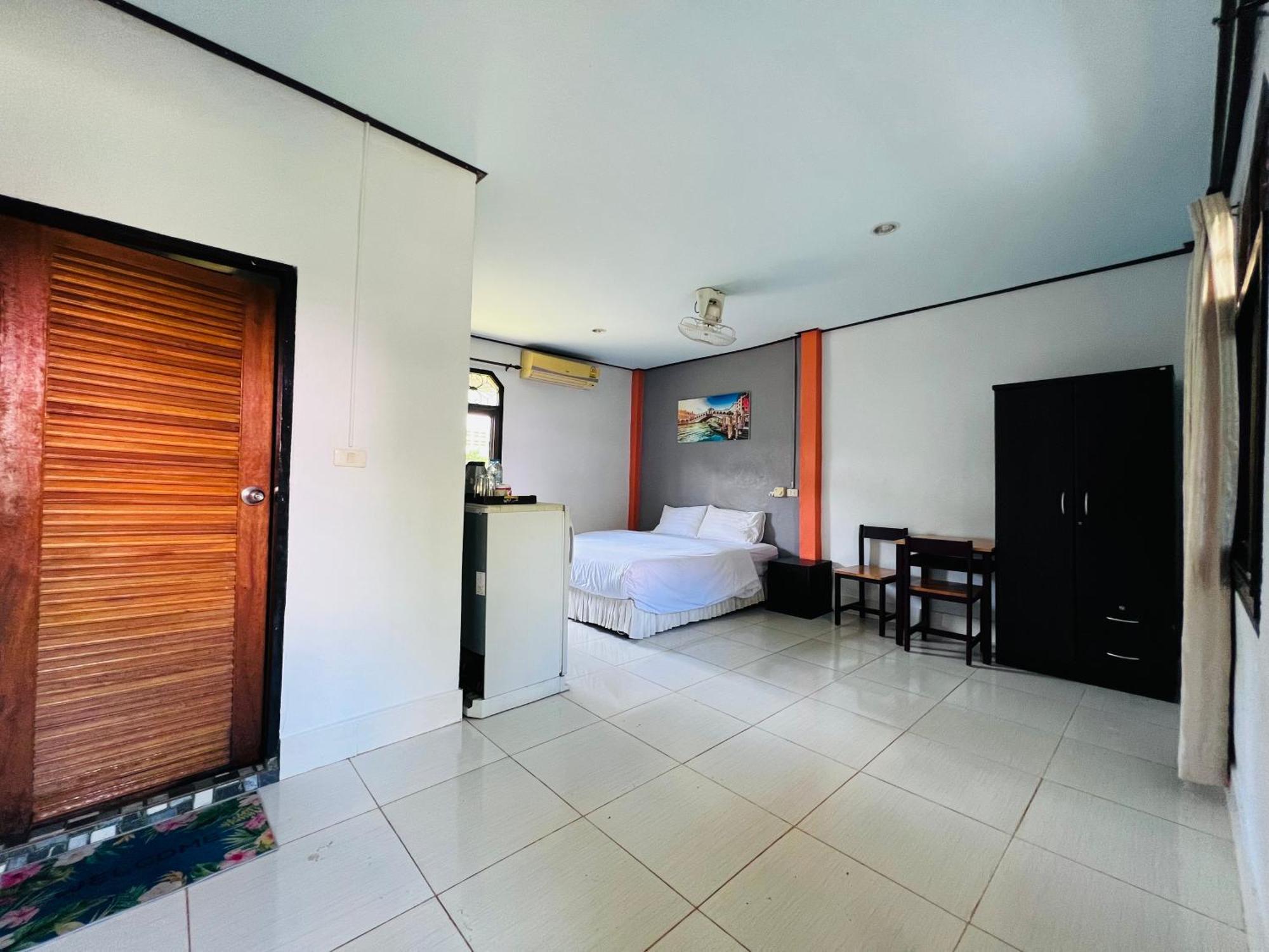 Prukrom Lanta Guesthouse Koh Lanta Luaran gambar