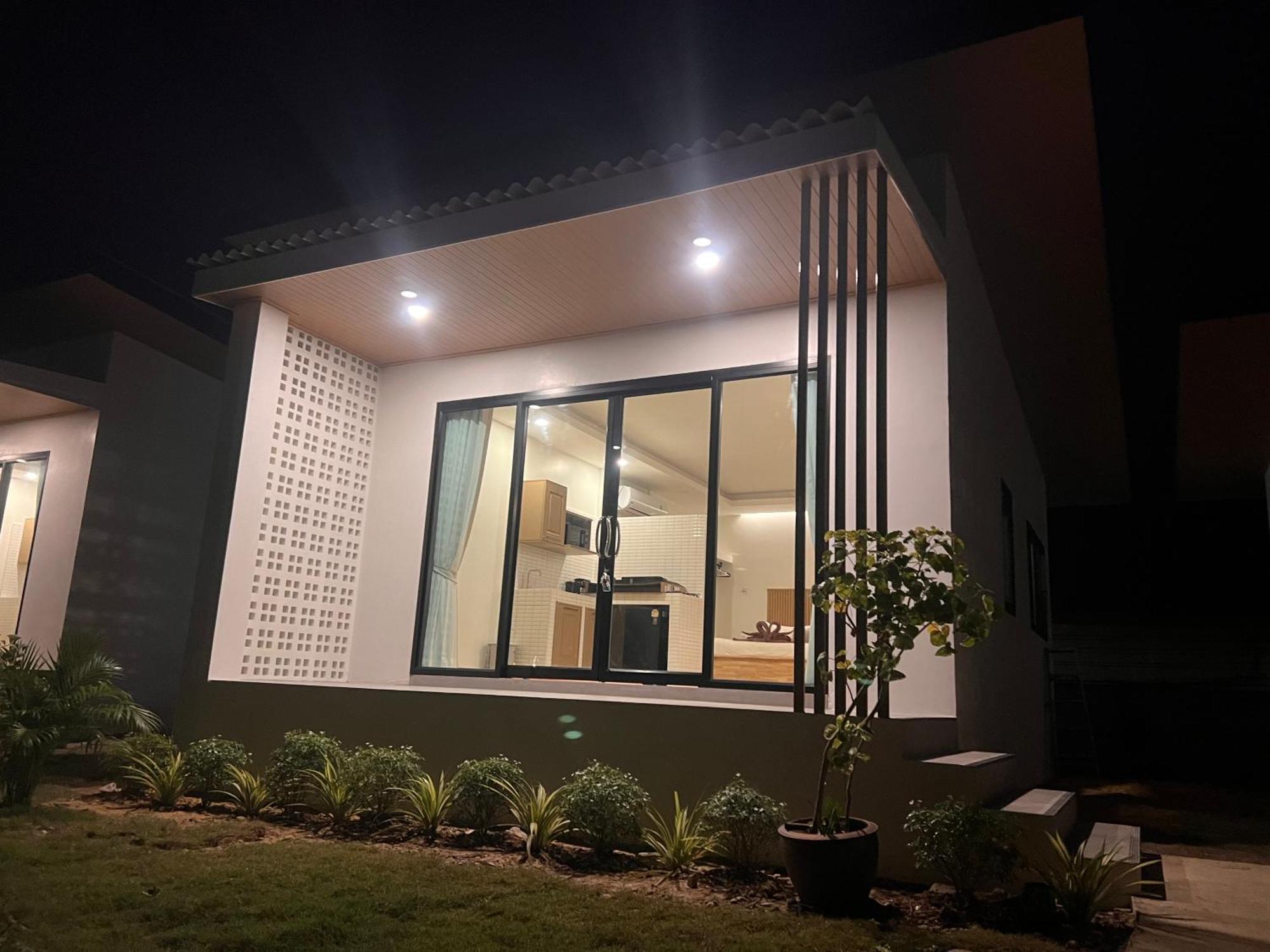 Prukrom Lanta Guesthouse Koh Lanta Luaran gambar